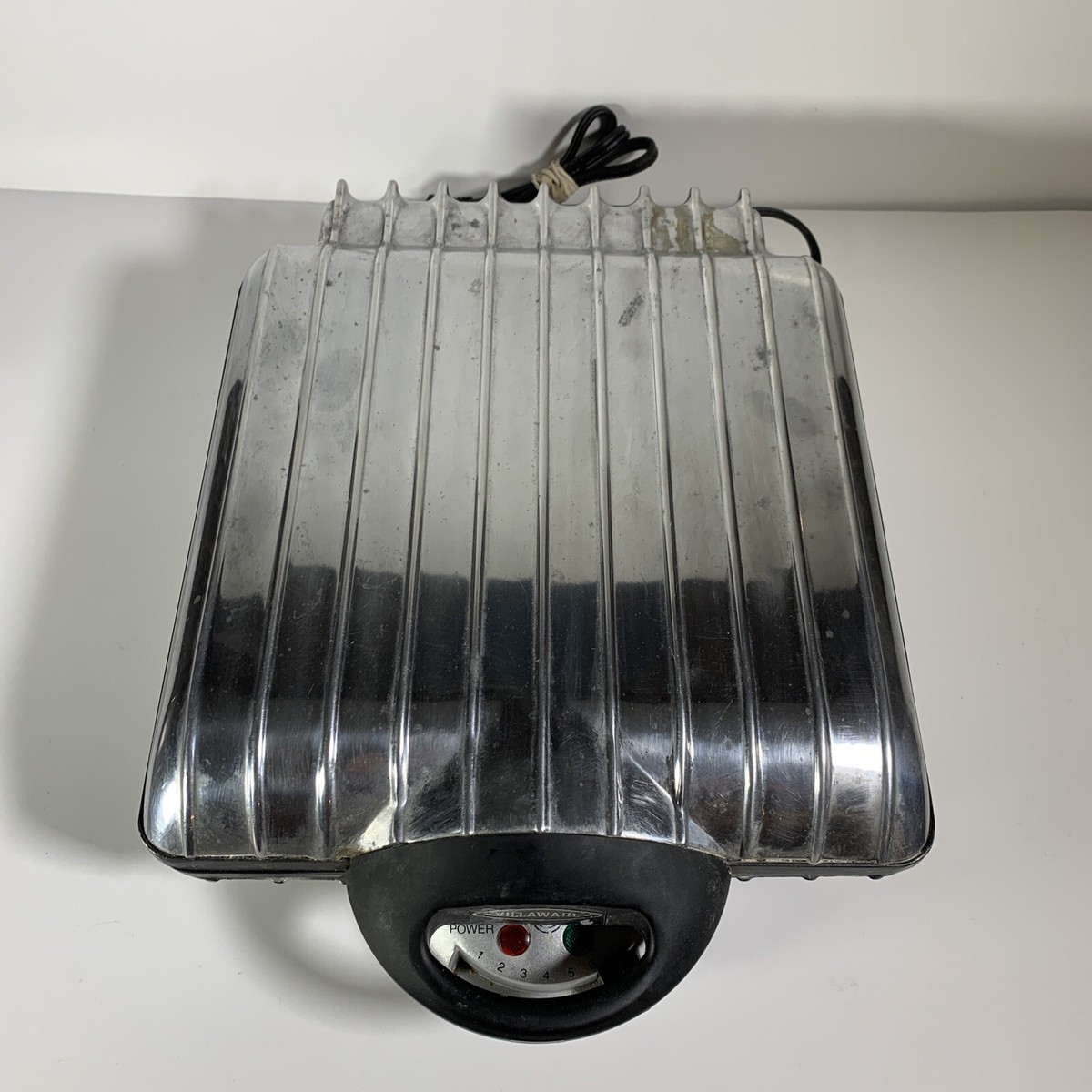 🔥VillaWare Belgian Waffle Maker Model 2001 Villa Ware Vintage UNO
