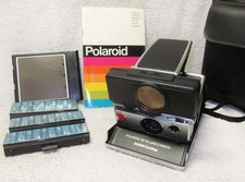Vintage 1970's POLAROID SX-70 SONAR OneStep Folding LAND Instant Camera w/ CASE