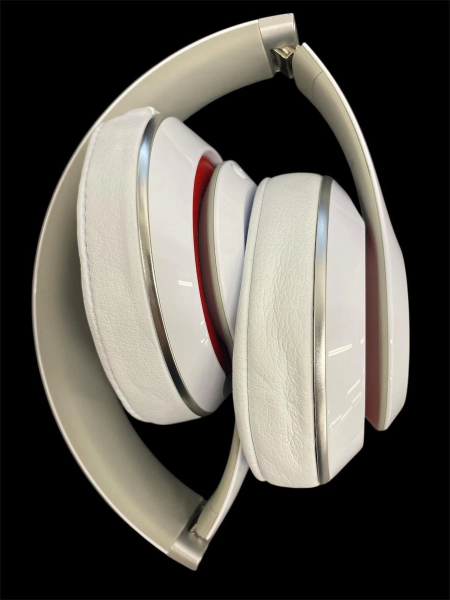 Preços baixos em Beats by Dr. Dre Studio Multicolor fones de