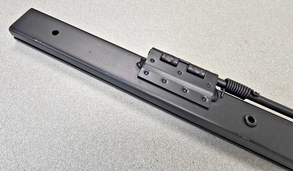 VERY NICE ORIGINAL PORSCHE 911 912E 930 OUTER PASSENGER SEAT LOCKING SLIDER RAIL - Изображение 3 из 4