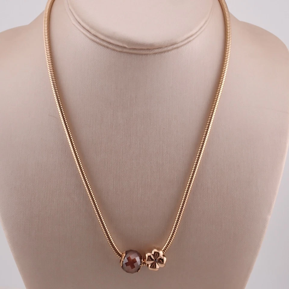 Colar de corrente de cobra tom dourado pingente de cristal flor coração Folli Follie - Imagem 2 de 4