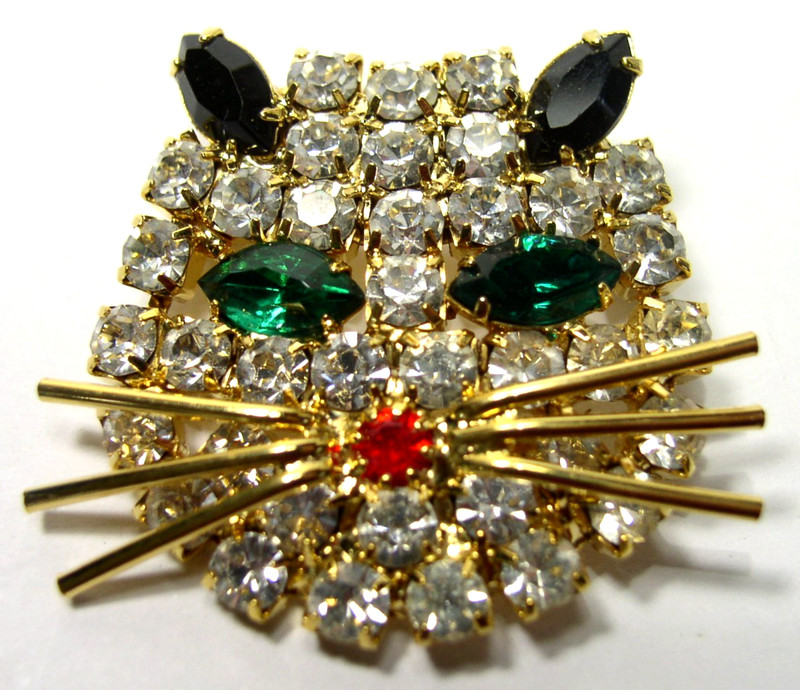 VINTAGE RHINESTONE CAT HEAD PIN