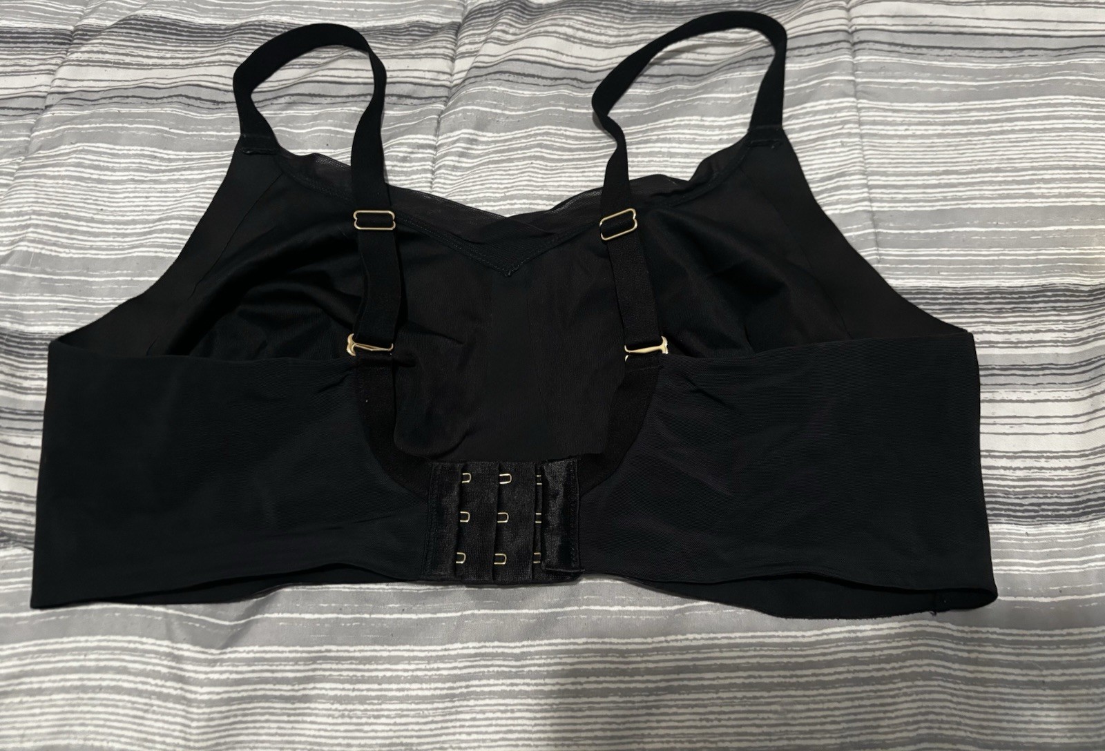 Third Love 36F Bra Black 24/7 Classic Wireless Crossover Minimizer