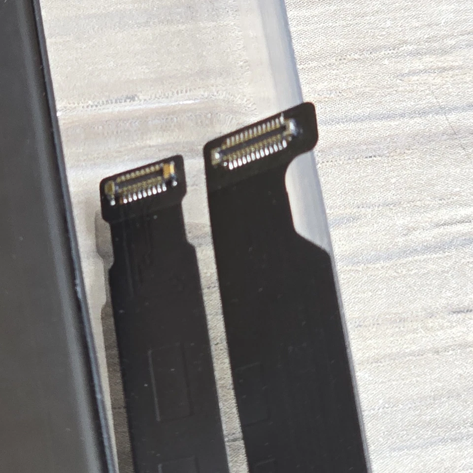 For iPhone XR LCD Display Touch Screen Digitizer Assembly Replacement Back Plate - Image 3 of 4