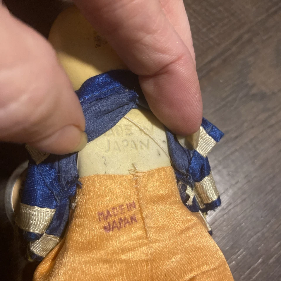 Adorable Muñeca Antigua Bisque Porcelana Asiática Articulada Cuerda Pintada a Mano  Foto 4 de 4