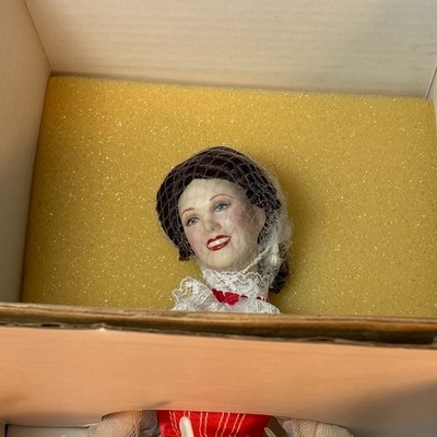 Franklin Heirloom Disney Mary Poppins Vintage Porcelain Doll