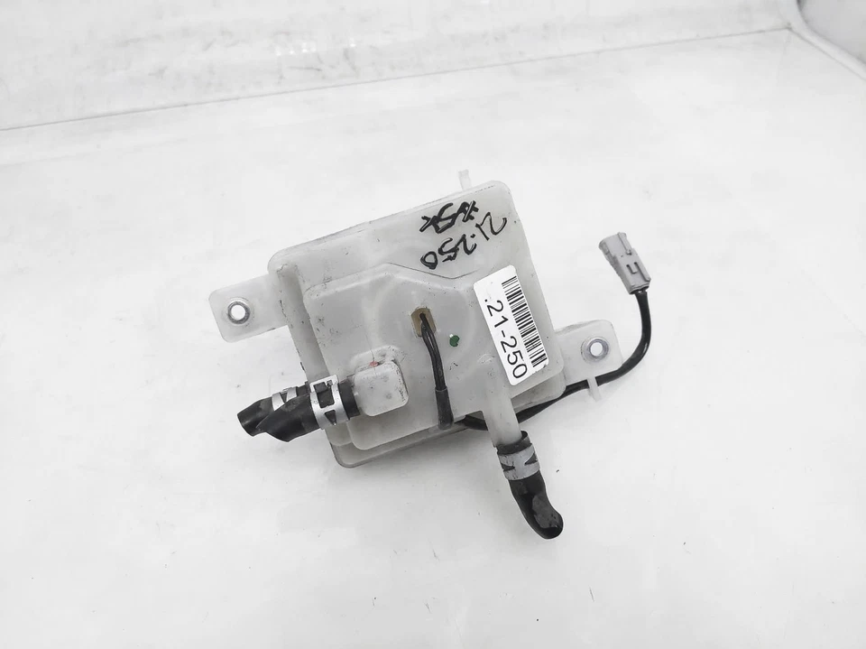 10 11 12 13 14 15 Toyota Prius Plug-In Brake Booster Master Cylinder 47220-47080 Foto 4 de 4