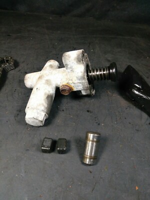 1984 Kawasaki GPZ750 ZX750 Timing Cam Chain Tensioner Adjuster GPz