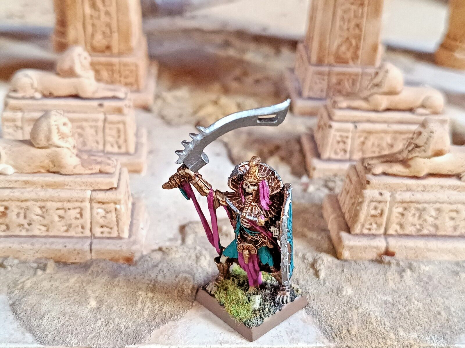 Warhammer Fantasy AOS Tomb Kings - Tomb King #1  / state of art - pro painted