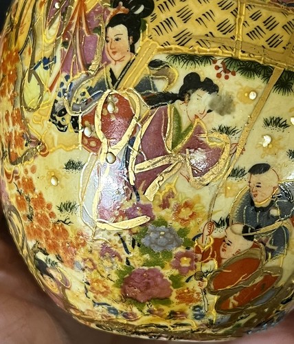 Hand Painted Moriage Geisha Girls Decorated Porcelain Satsuma Egg 4 Inch - Picture 8 of 12