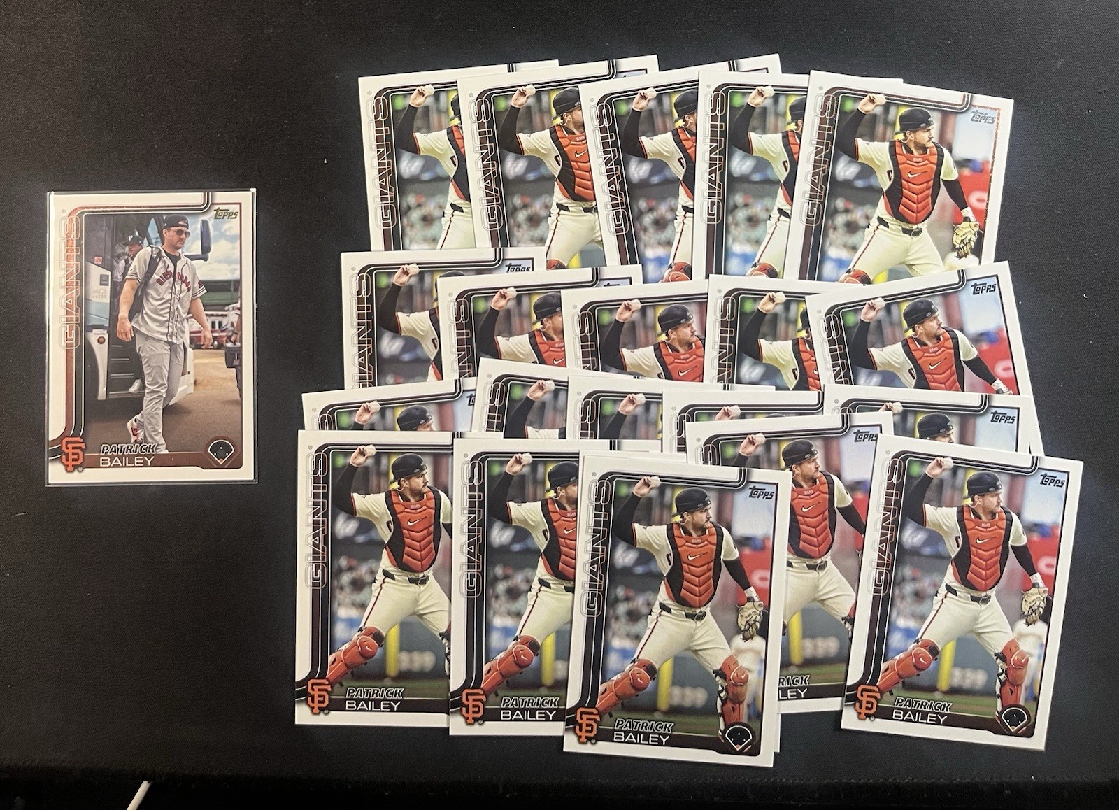 2025 Topps Series 1 #70 Patrick Bailey SF Giants Golden Mirror + 21 BASE 22X