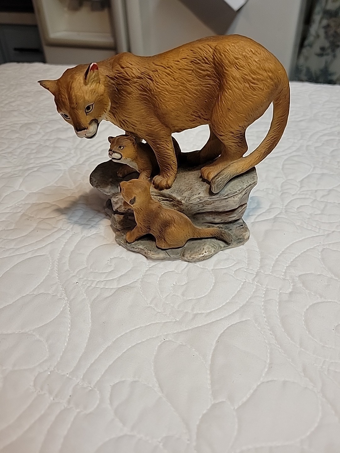 Homco 1994  Endangered Species Mountain Lions Masterpiece Porcelain