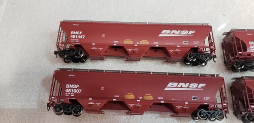 HO SCALE INTERMOUNTAIN BNSF NEW IMAGE TRINITY 3 BAY HOPPER LOT OF (5) 🔥🔥🔥🔥🔥 - Picture 6 of 12