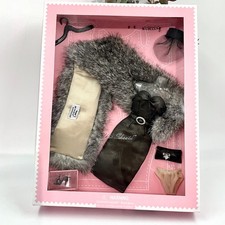 NRFB 2004 Dressmaker Details Couture Chic Sheath Fashion For SILKSTONE  FR Doll