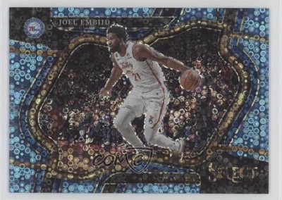 2022 Panini Select Courtside Light Blue Disco Prizm 99/99 Joel Embiid #247 16p1