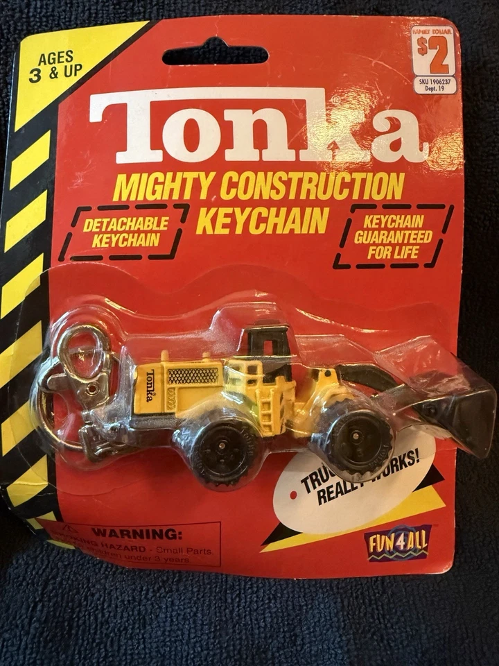 Tonka Mighty construction detachable keychains set of two - Image 3 of 4
