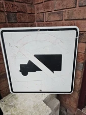 VINTAGE TRAFFIC ROAD SIGN NO TRUCKS ALUMINUM RETIRED  OLD 24x24 Inches