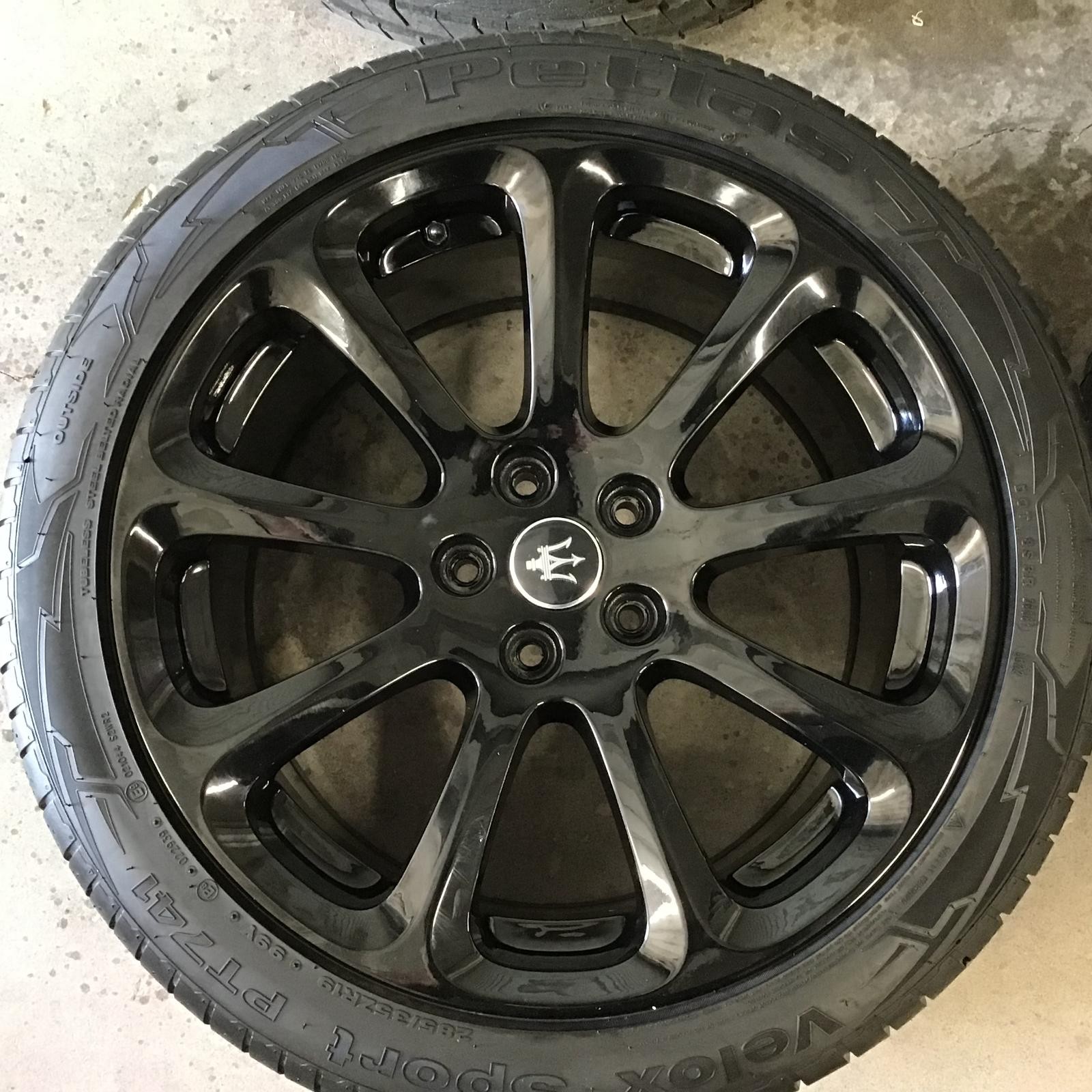 2004-2012 Maserati Quattroporte Set 4 Wheels w/ New Tires W/ Caps 19 Inch Rim