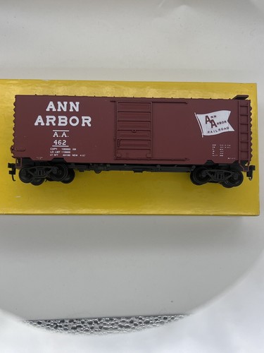 Acabado preciso 1012 McKean HO 40' PS-1 caja coche kit Ann Arbor 429 rojo nuevo en caja | Zustand: Used
