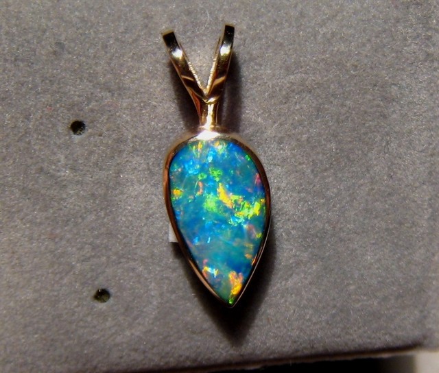 Coober Pedy Natural Australian Opal Pendant 14 k yellow gold eBay