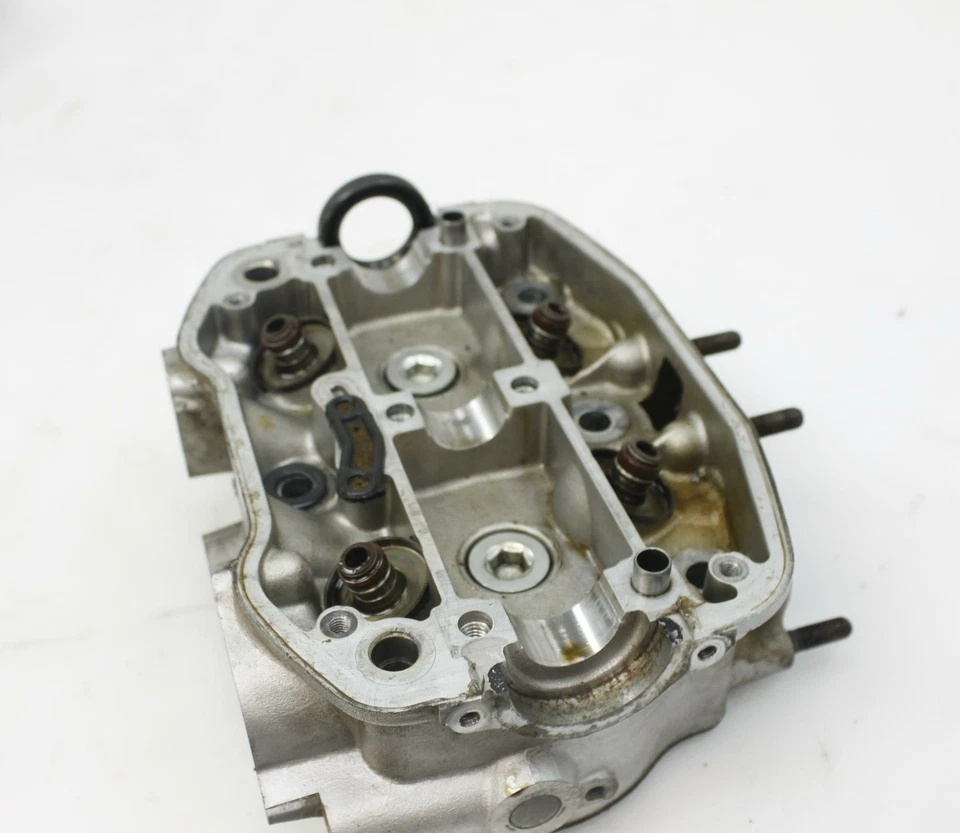 84-87 HONDA GOLDWING 1200 MOTOR EXTREMO SUPERIOR CULATA DERECHA Foto 4 de 4