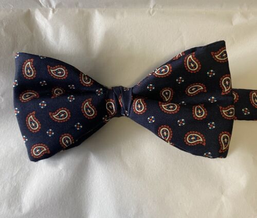 Tie Rack Silk Navy Bow Tie with Paisley Pattern. Made in England. - Picture 1 of 9
