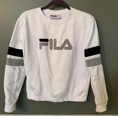 white fila jumper
