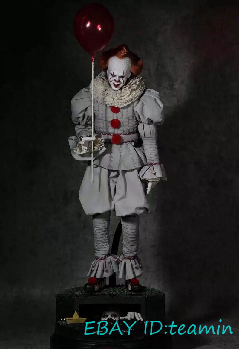 Hot Toys MMS555 It Chapter Two Pennywise 1/6 Scale Hot Toys MMS555 It Chapter Two Pennywise 1/6 Scale