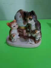Vintage 2 Cat Statue Surrounded By School Setting Made In Taiwan By Artmark