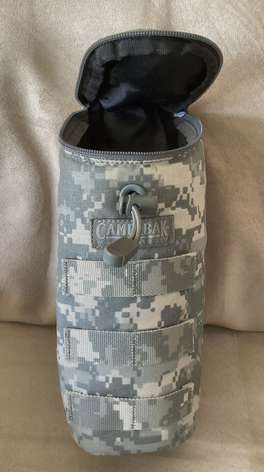 Pouch - Digital Camo New W/out Tags ! Cordura