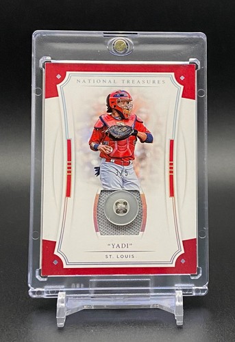 YADIER MOLINA - 2017 National Treasures "YADI" GAME USED JERSEY BUTTON #d 3/5