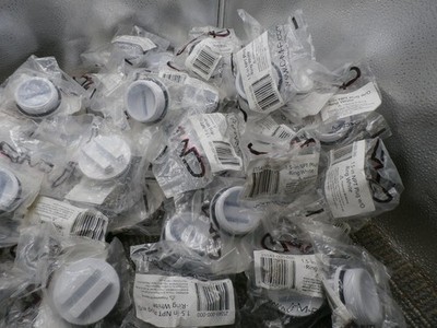 New 64Pack 1.5'' Threaded Pool Return Winter Plugs with O-Ring Replaces SP1022C