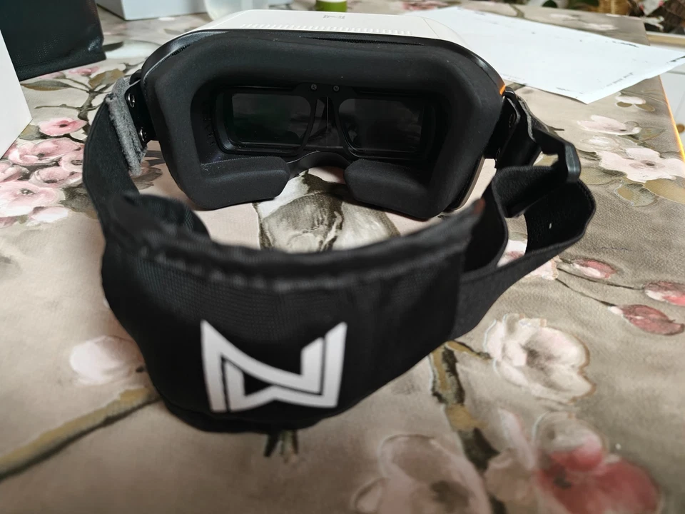 Caddx GoFilm 20 + Walksnail Avatar Goggles L FPV Set mit Zubehör Cinewhoop - Bild 3 von 4