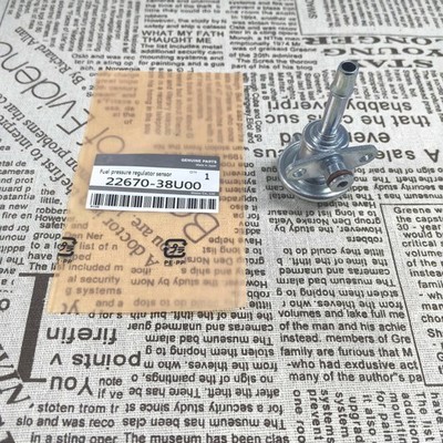 NEW Fuel Pressure Regulator Gas 2267038U00 For 240 Hardbody Maxima QX4 US