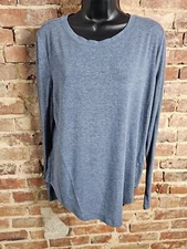 SO Tshirt Gray Women Large Chest 38" Length 25"