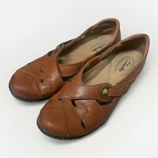 Clarks Womens Loafers Size 8M Brown Leather Comfort Career Slip On Shoes