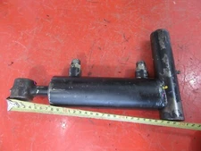 JACOBSEN LF 3810 Reel Mower  Hydraulic Lift Cylinder