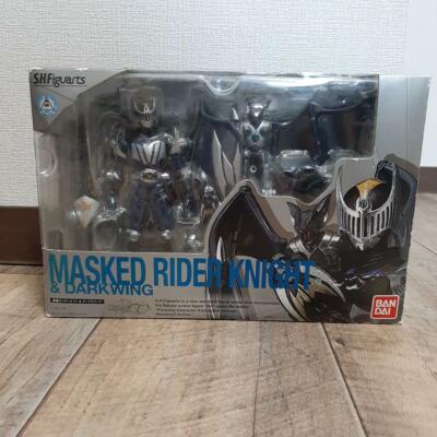 S.H.Figuarts Kamen Masked Rider Knight & Dark Wing Set
