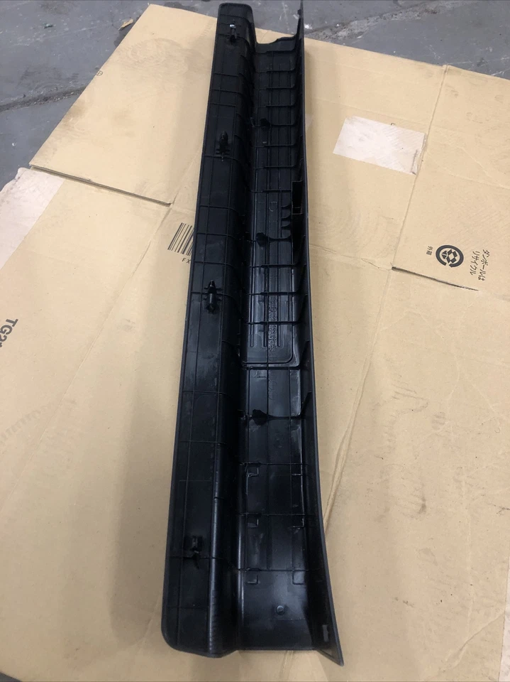 06-15 Mazda MX-5 Miata OEM alféizar de puerta de plástico negro placa de paso derecha Foto 2 de 2