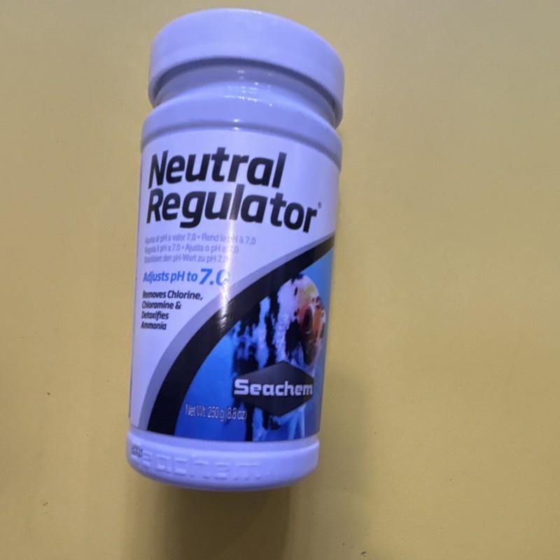 Seachem Neutral Regulator Water Conditioner 8.8oz Treats Chlorine, Chloramine, …