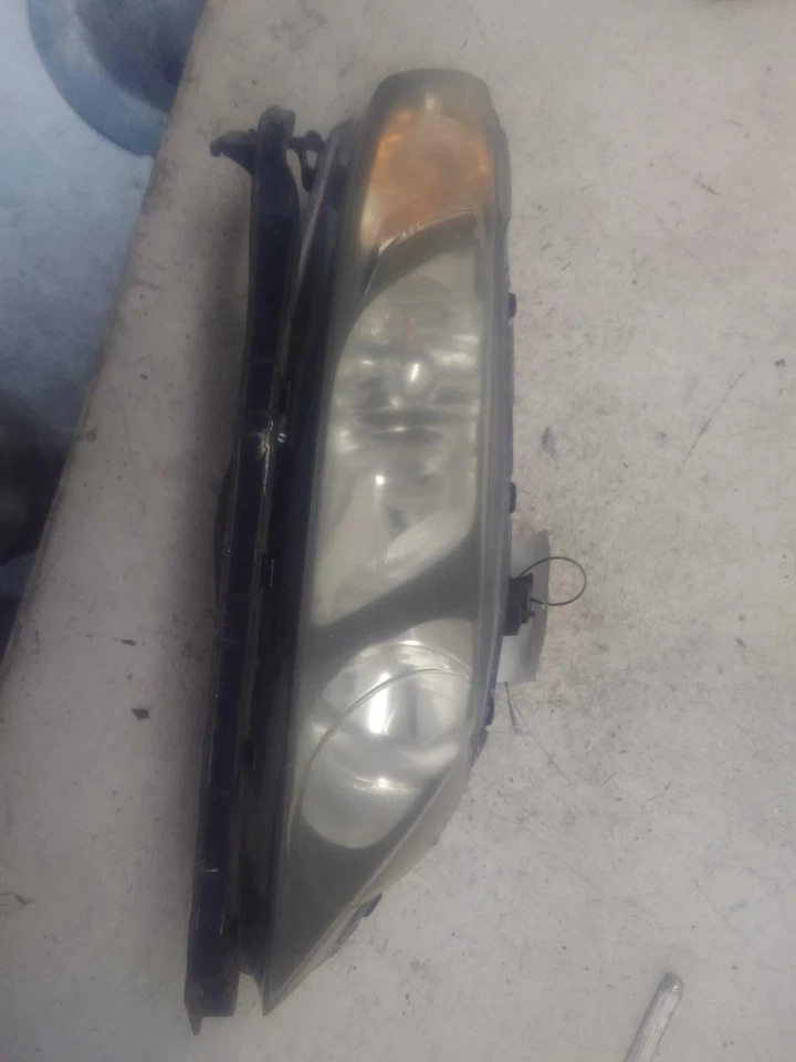 Used Right Headlight Assembly fits: 2010 Honda Civic Sdn Right Grade C - Image 3 of 4
