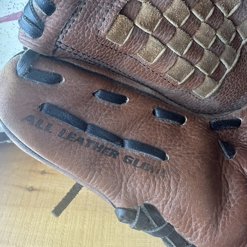 Easton Black Magic Leather BMX 125 Baseball & Softball 12" Glove RHT - Picture 9 of 11