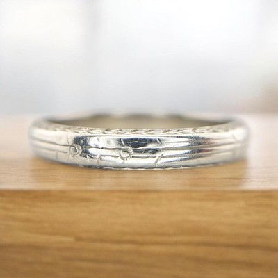 Antiker Art Deco Ehering 18 Karat Weißgold mit Gravur