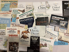 32 National Geographic Maps lot