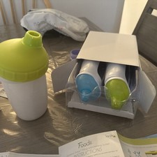 Kiinde Foodii Not Used Squeeze Snack Pourer, Storage Rack, Adaptors, Bottles