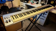 M-Audio Keystation 88 es Midi Controller Keyboard, Stand, 88 Keys Good Condition