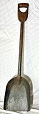 ANTIQUE PRIMITIVE WOOD D HANDLE COAL IRON SHOVEL RUSTIC CABIN DECOR BARN FIND