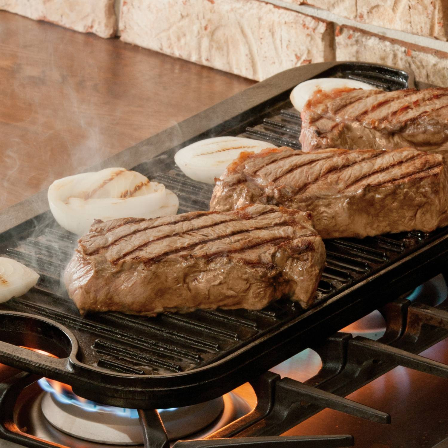 Lodge Logic Cast Iron 2-Sided Pro Griddle