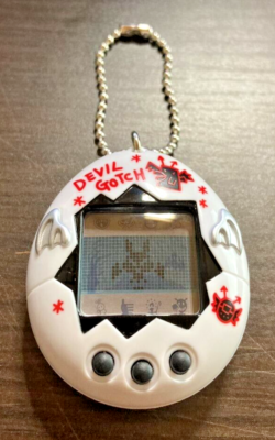 Bandai Deviltchi Devilgotchi Devil Tamagotchi White Virtual Pet