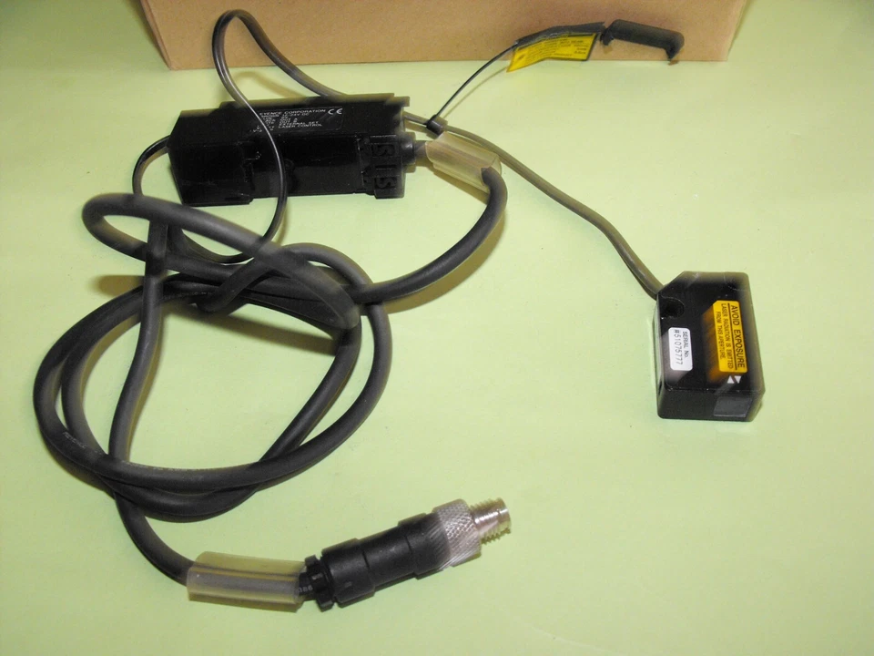 Keyence LV-21AP+LVH62.Digital Laser Sensor Amplifier.Laser Sensor.USED - Image 3 of 4